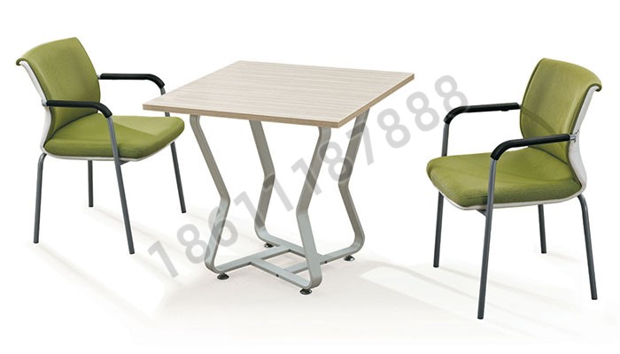 點(diǎn)擊查看商品:會(huì )議桌