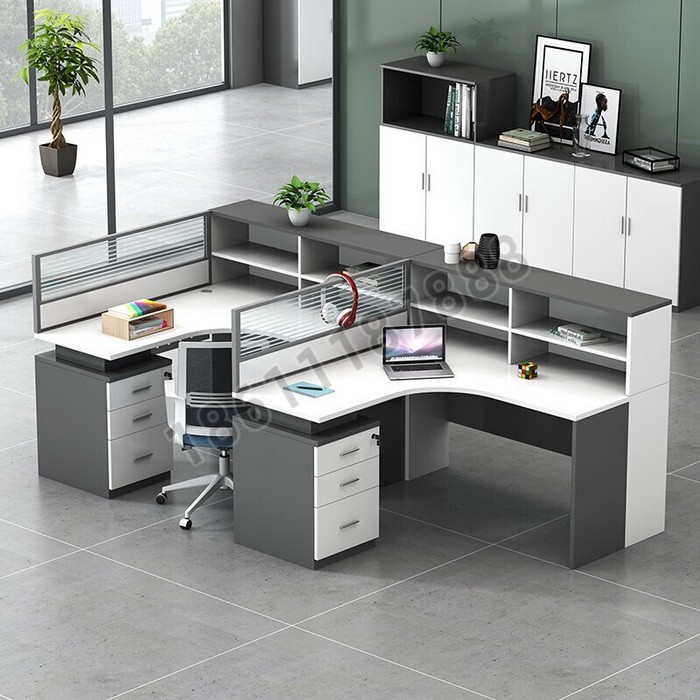 點(diǎn)擊查看商品:屏風(fēng)桌