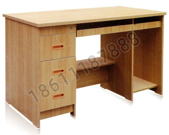 點(diǎn)擊查看商品:木制辦公桌