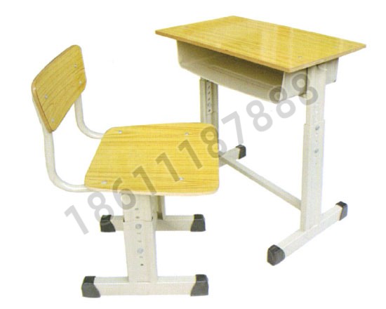 點(diǎn)擊查看商品:課桌椅