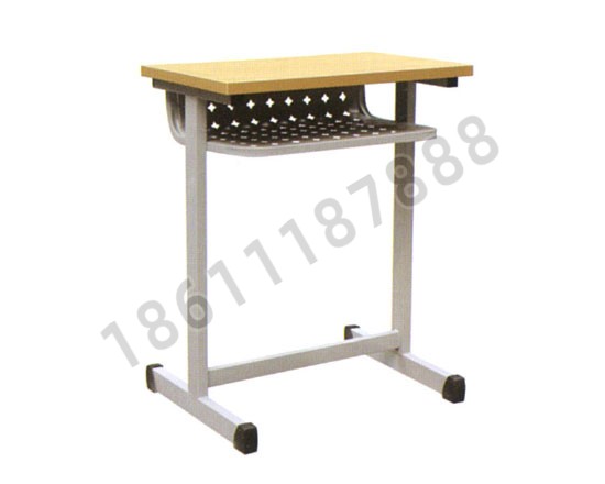 點(diǎn)擊查看商品:課桌椅